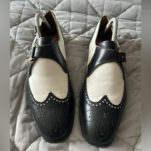 Men's Magnanni Spectator Shoes, size 9.5